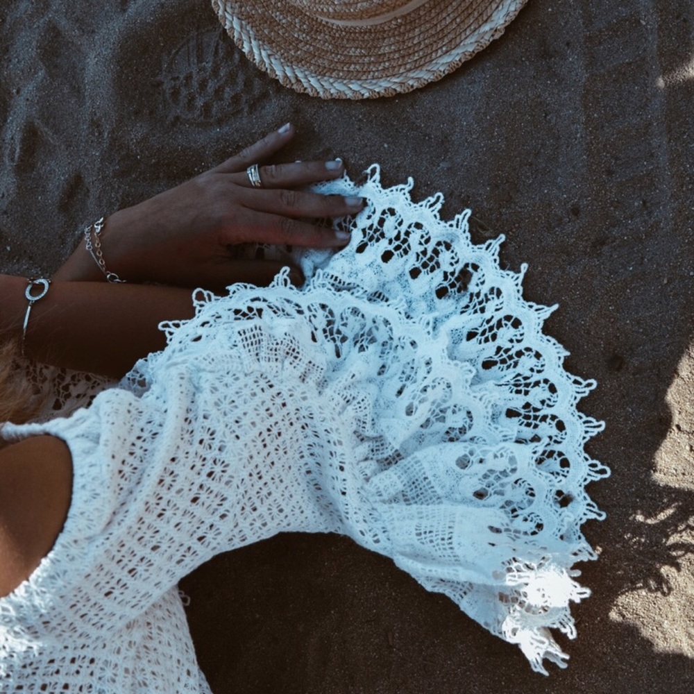 Enchanting Jen’s Pirate Booty for Free People Crochet White Top NWT - Picture 10 of 16